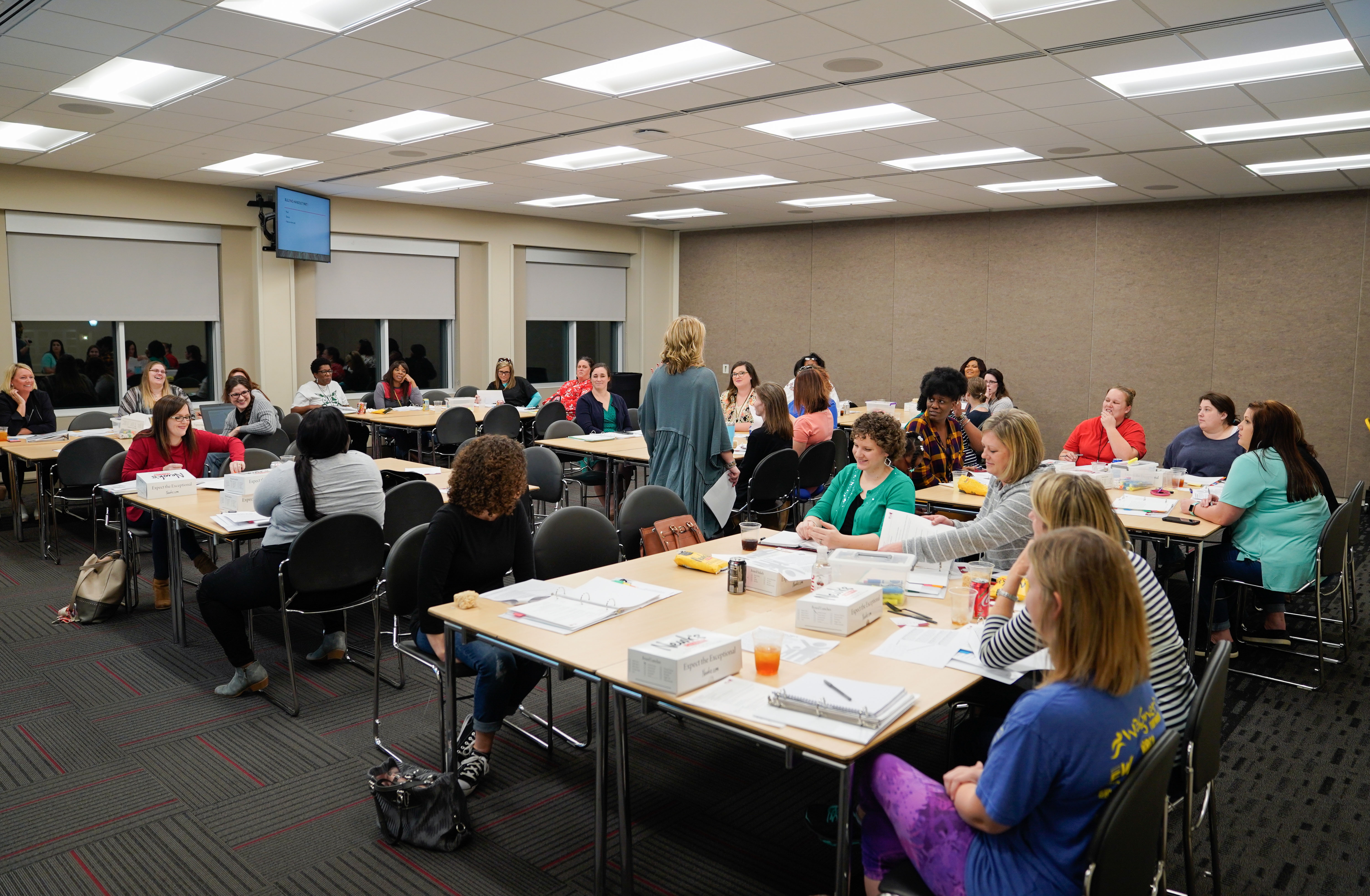 Elementary parents listen to DeAna Byrd, project coordinator for the Alabama Positive Behavior Support Office at The University of Alabama, who spoke on “Focusing on the Positive.”