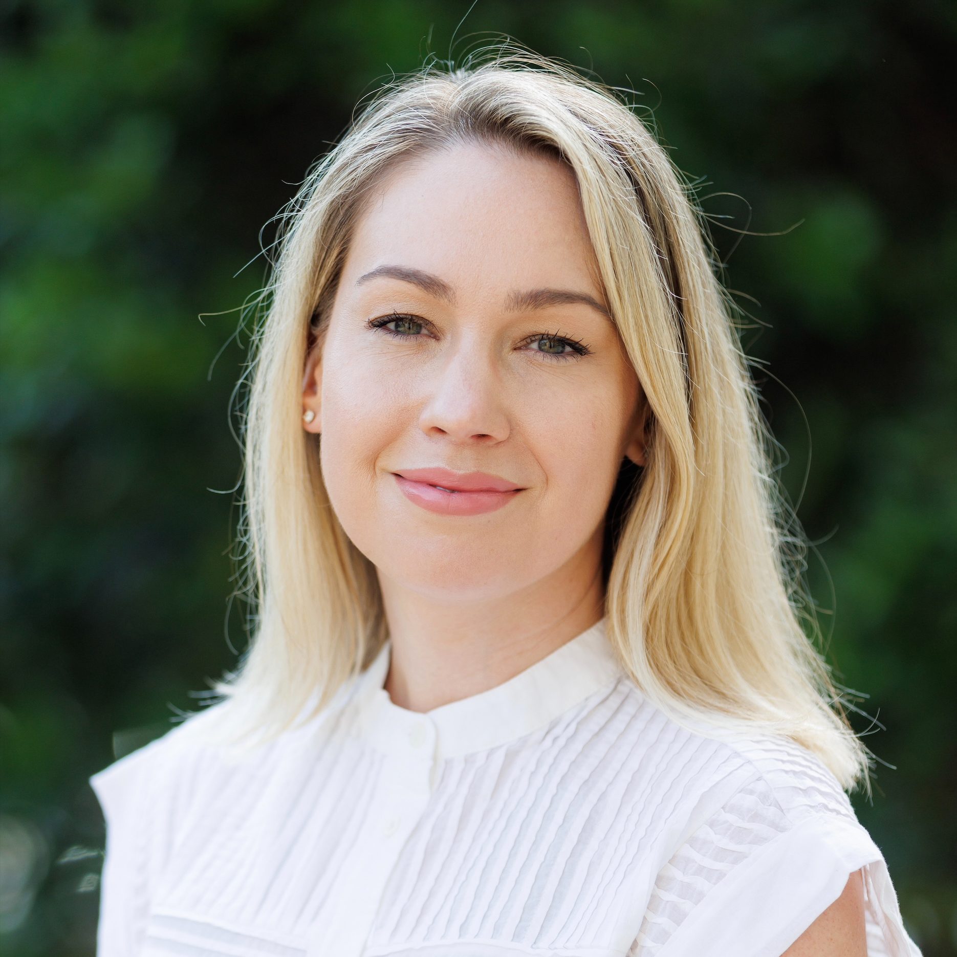 Lauren Bingham Headshot